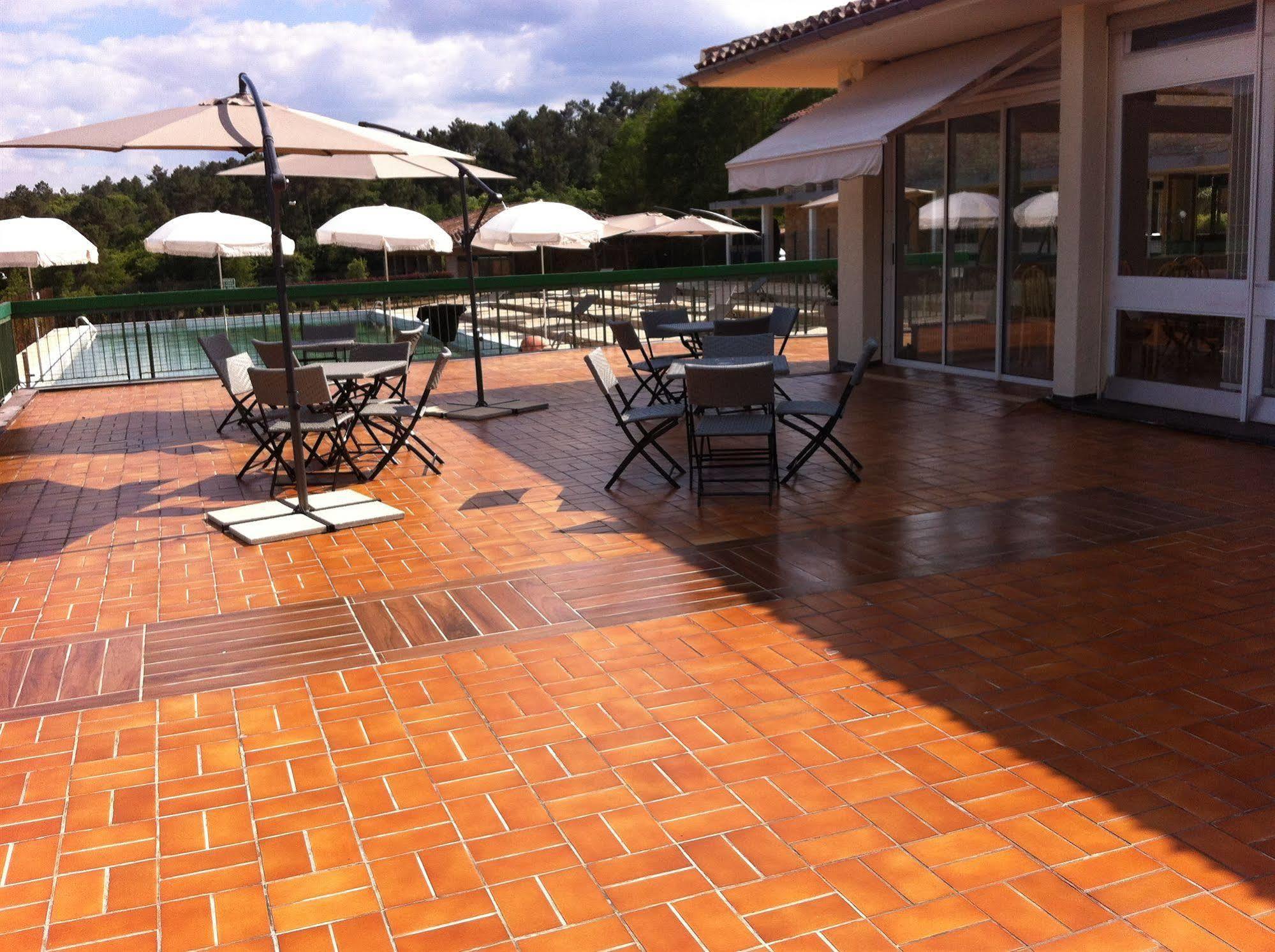 Hotel Domaine Résidentiel de Mazières à Montcabrier  Extérieur photo